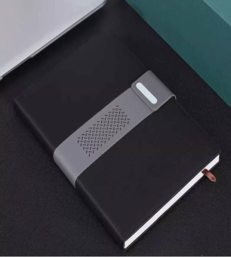 Coffret cadeau élégant Carnet en cuir Noire avec stylo raffiné et recharge d’encre Noire